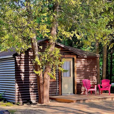 Red Bay Lodge Екстериор снимка